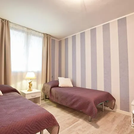 度假居 Appartamento Valtenesi 马内尔巴